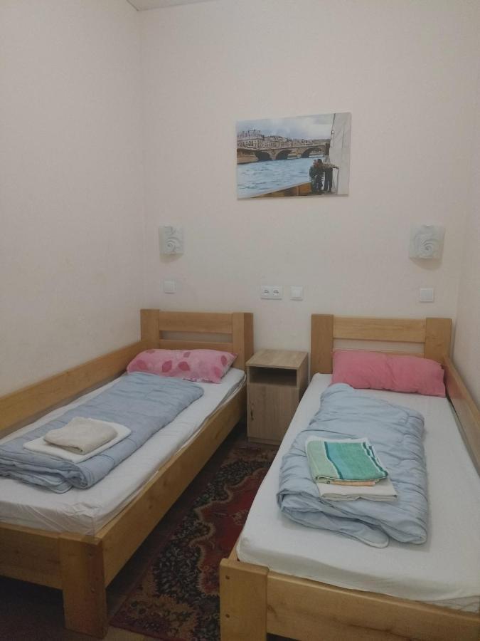 Отель Хата Dnjepropetovsk Buitenkant foto
