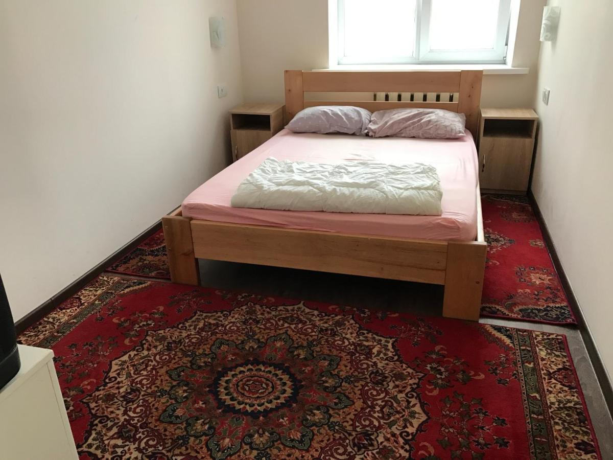 Отель Хата Dnjepropetovsk Buitenkant foto
