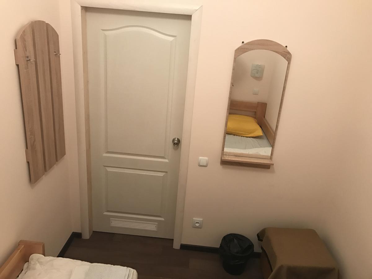 Отель Хата Dnjepropetovsk Buitenkant foto