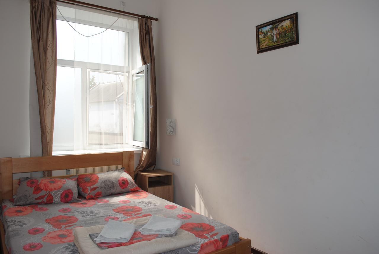 Отель Хата Dnjepropetovsk Buitenkant foto